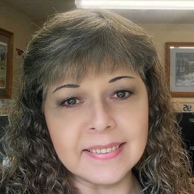 #writer #poet(See my IG page)
#editing #Cancer #Survivor #Widow
I #Love the LORD & thy Neighbor
P/L Insurance Agent/CSR, #Mom & #Queen of my own Destiny
