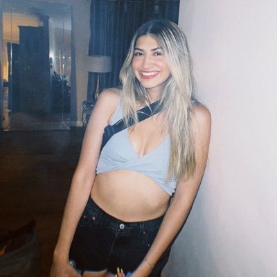 22 | LA