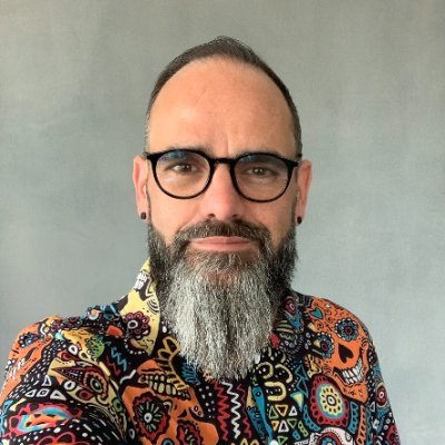 🇻🇪 #Venezuelan 🇪🇸 #Spanish 🎨 #Designer 🖖🏼 #Geek ✈️ #Traveler 🌱 #Naturist 🤘🏼 #Metalhead 🌈 #Nonconforming 🏕️ #Camping 🎾 #Tennis 🧜♂️ He, Him, His