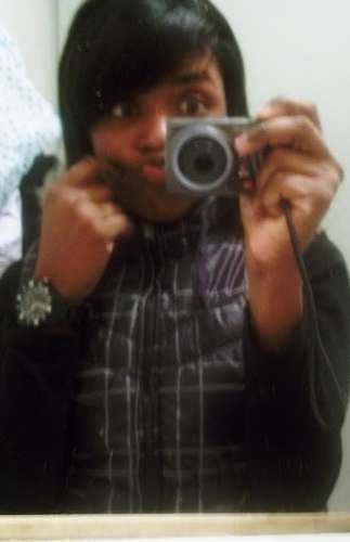 13 Anos, canceriana, CORINTHIANA, MUITO Apaixonada, engraçada ,Folgada :S ,ciumenta,funkeira,meetida,chatta,Ignorante, ooorkut oou Msný ?  so pppedi :3