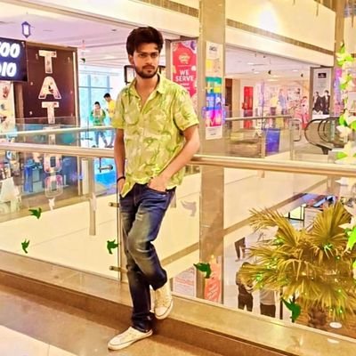 Intrested in politics,😎 Never Afraid of speaking the Truth Be a fearless person ✍️Circket🏏Human Rights 🤝Journalist 🇮🇳 Tweets are personal..follow😡unfolow