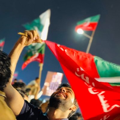 old account suspended...عمران خان پاکستان کی آخری امید ہیں اور یہ لوگ پاکستان کی آخری امید کو ٹوٹنے نہیں دیں گے، انشاء اللہ😇