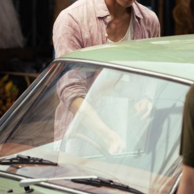 coolkidcooljay_'s profile picture. 有缘千里来相会，无缘对面不相识