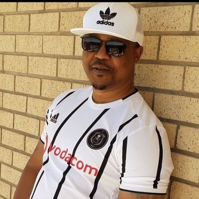 therasomi's profile picture. God the best.