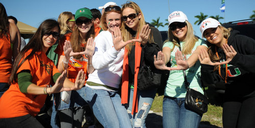 Caliali87's profile picture. 