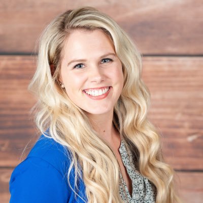 CFMP | @ArkansasState Alumna | @MyFBTBank Content Specialist | Right at the Heart Podcast Host