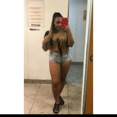 manda_santtos22's profile picture. 