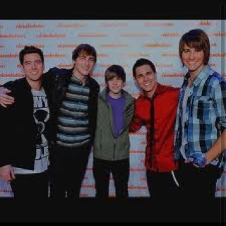 Famousboy201's profile picture. I wanna be famous so bad its been my dream forever and i love almost all celebrities and would love for any of them to follow me