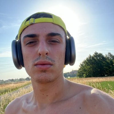 foffyssss's profile picture. 