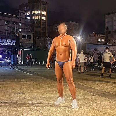 🔞限制級🔞 @18歲以下禁止閱覽 #版內含有情色及裸露題材,請慎入! @記錄個人的裸體生活 🪐不約🪐 @不回答住哪跟工作等私人個資問題! #不定時關版 ⚡️#不回答行蹤位置及預訂行程⚡️@想碰面一切隨緣吧