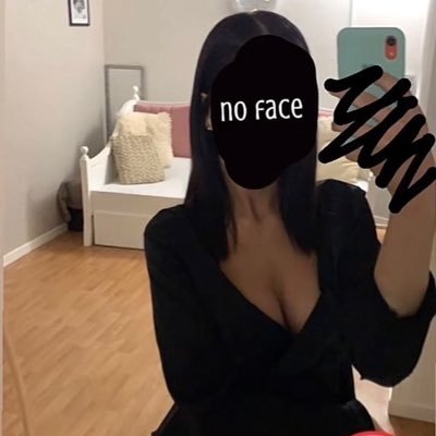 Reine Maghrébine 🇲🇦 | Dominatrice pour séance IRL/VRL | PAS D’OFFRANDE PAS DE RÉPONSE !!!! @kenzadyhia (PayPal)
