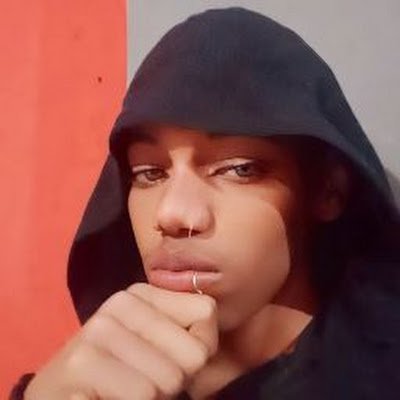 _xhugs_'s profile picture. 