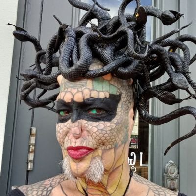 I am Tiamat Legion Medusa, aka the Dragon Lady