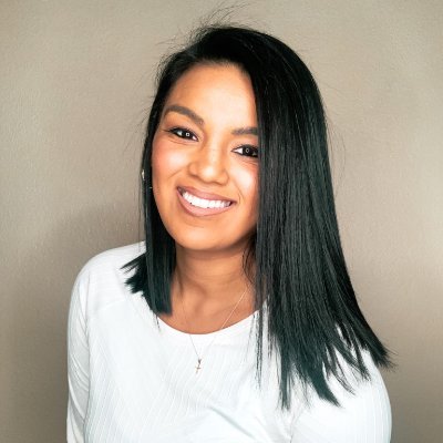 Yve714's profile picture. MLB life. 🖤⚾ U of I Alum. 🇲🇽/🇺🇸. 👻:yve714