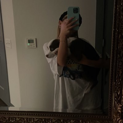 allissonniicole's profile picture. university of alabama | phi mu