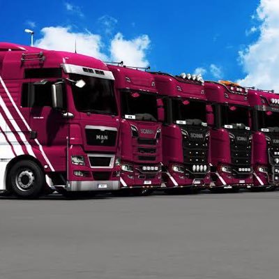 VivaLaughlin83's profile picture. 