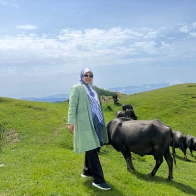 UmmuAsmaa's profile picture. Sebaik-baik manusia ialah manusia yang memberi manfaat kepada orang lain (Riwayat al-Baihaqi)