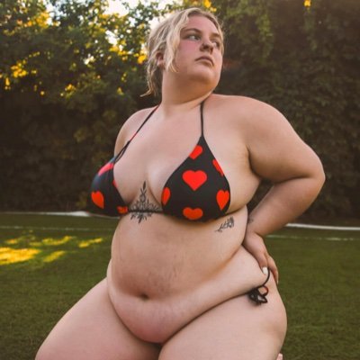 Hey I’m Blue, a blonde 5'3 22yr curvy BBW from the UK. https://t.co/7WaiexobPm 💙