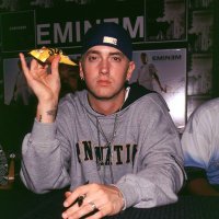 slim shady(@canibitch72) 's Twitter Profile Photo