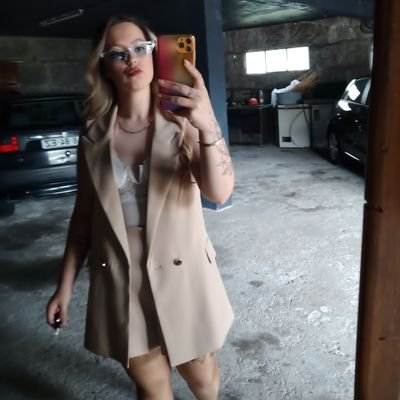 NeiaFaria1's profile picture. 