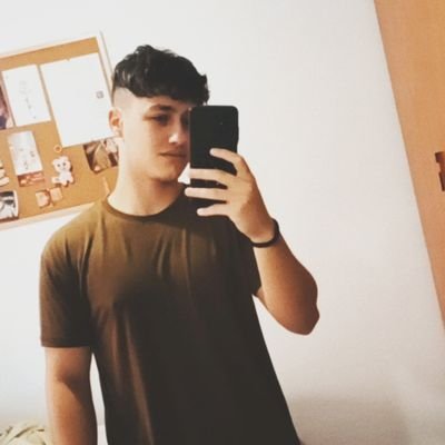 🎮Gamer Life🎮
🔥FortniteandValorantPlayer🔥
⚽Fútbol⚽
🎤 Freestyle 🎤