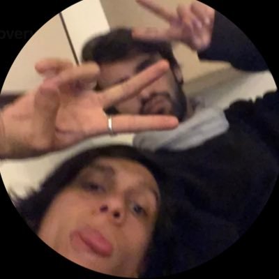 quiero unos takis fuego, un café, un matcha con canela, una falabella stella mccartney y abrazar a liz, gracias