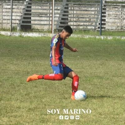 *Deportista ⚽️🏃♂️
*Jugador de futbol⚽️
* ❤⚽️
*Mente positiva ❤🙇♂️
*Fe que todo llega ❤💫