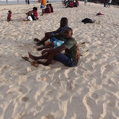 simiyu_grijezzy's profile picture. Am God fearing