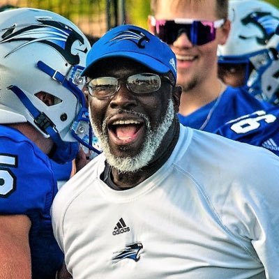 Assistant FB Coach U of Saint Francis, former Assistant Track Coach ,HC Track Coach SS High School 2 x National Champion 16-17, State champ 18 4x 4 Track