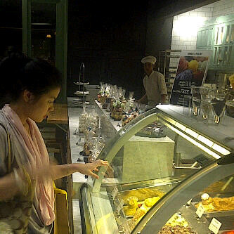 MEchellekusuma's profile picture. Mom&Dad's lil girl, spoiled independent woman,  trying to living life & making my dreams come true.