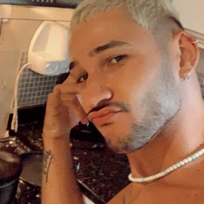 leomaiaabr's profile picture. Brasil🇧🇷 25 years. Membro novo no Twitter 2022.