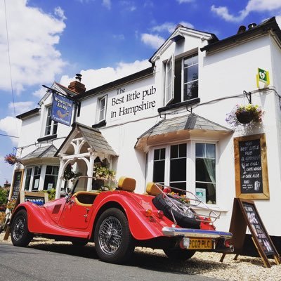 Traditional wet-only Freehouse in Hampshire | CASK ales & friendly locals |Cumbrian Landlord. BII Ambassador | CAMRA National Pub of the Year 2018