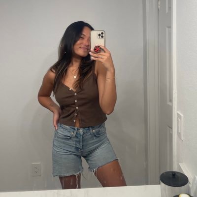 kkashvo's profile picture. 