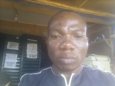 Divinethev's profile picture. I'm a simple person, come let us chart.