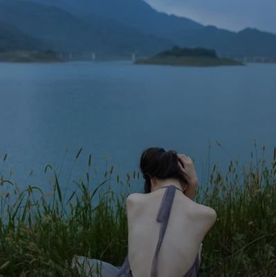 sevenwebweb3's profile picture. 