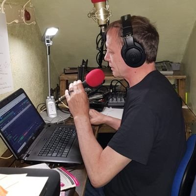 Radio presenter https://t.co/Ov1HVddv7P Monday-Friday 10AM-1PM for Burton and Derby, I'm a Dad, Husband & Grandad, views mine https://t.co/51AbpKmM29