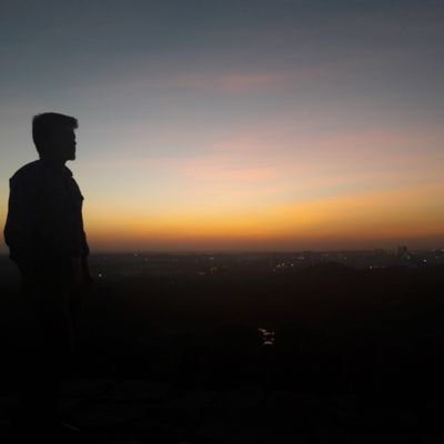 #किसानपुत्र हूँ। शब्दों की कृषि करता हूँ । #Drama #writing https://t.co/aCtDOScFJL