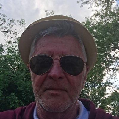 CazarreB's profile picture. Mes livres