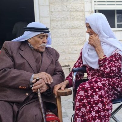 أم الحـآفظ والكِنـآن🐋🦁