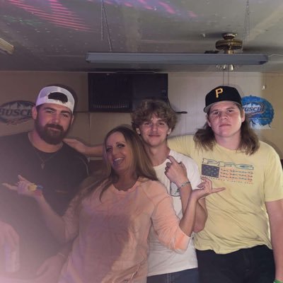 noahjbuff1's profile picture. 417