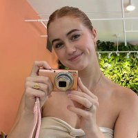 Katie Sinani (@katiegraphics) 's Twitter Profile