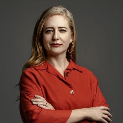 Advogada e servidora pública federal! Trabalhando com foco na temática da mulher para a construção de políticas públicas e legislações sensíveis a gênero!
