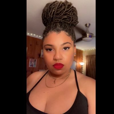 LovelySurprise_ Profile Picture