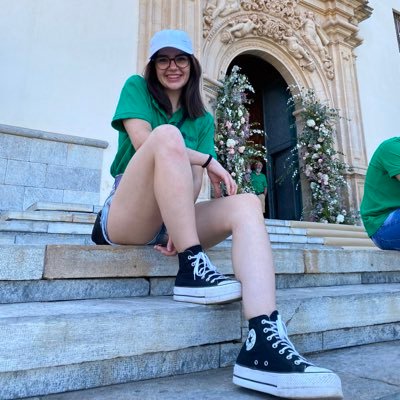 vero_fdez18's profile picture. 