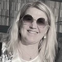 mari (@marikiensnygard) 's Twitter Profile Photo mari (@marikiensnygard) 's Twitter Profile Photo