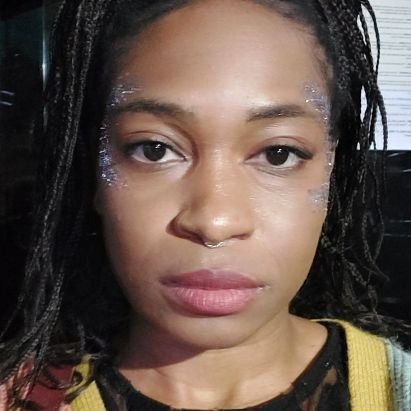 __choclit's profile picture. not sure