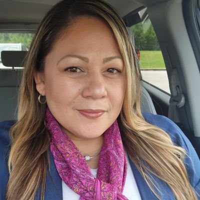 SraLopezNC's profile picture. 🇵🇷 Spanish Teacher | Mentor | Leader| MAMS Teacher of the Year 23| CCS WL Collaborator |B.A. UNCP |M.A. in Spanish-Middlebury College| Mom |Wife |Latina.❤️