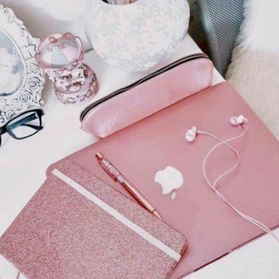 ar__uu's profile picture. 