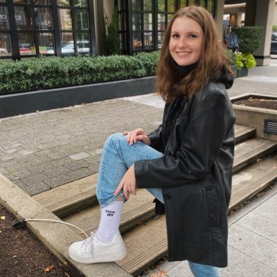 mikaelabacon's profile picture. 