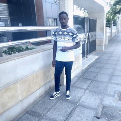 damussfofgefof's profile picture. 